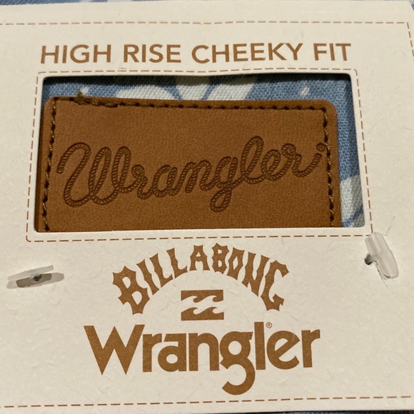 Billabong x Wrangler Perfect Pair High Waisted Cropped Pant - Picture 16 of 16